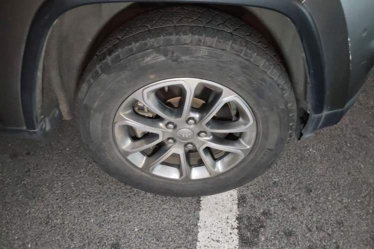 Used Jeep Grand Cherokee 2014 3.0L Comfort Navigation Edition
