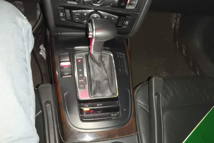 Used Audi A4L 2013 35 TFSI Automatic Comfort Model
