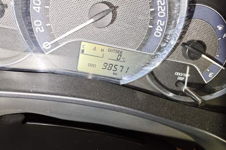 Used Toyota Corolla 2017 1.6L Manual GL Odometer Close Up