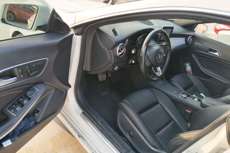 Used Mercedes-Benz CLA 2015 CLA 200