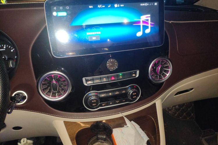 Used Mercedes-Benz Vito 2021 2.0T Elite Version 7 Seats