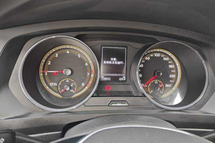 Used Volkswagen Tiguan L 2020 330TSI Automatic Two-Wheel Drive Luxury Edition China VI Standard Instrument Cluster