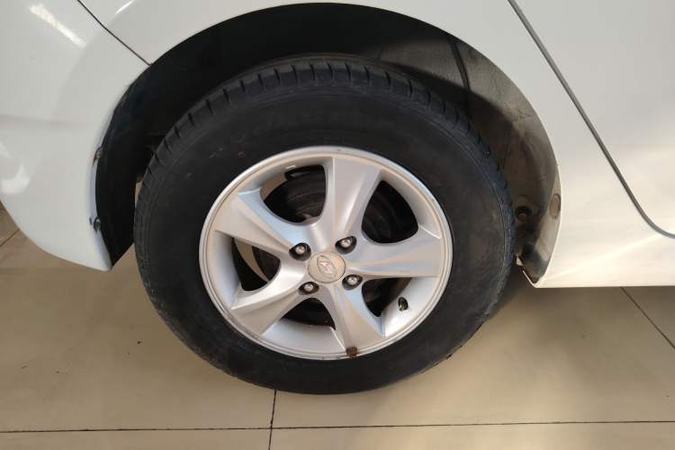 Used Hyundai Verna Ray 2014 1.4L Manual GLX
