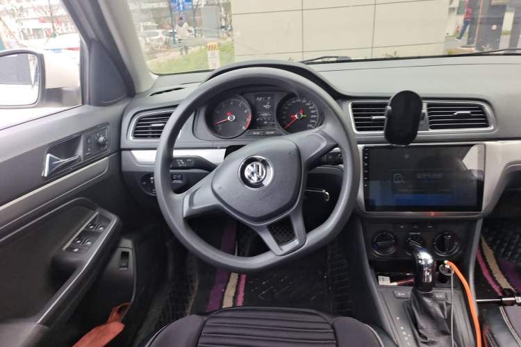 Used Volkswagen Lavida 2017 1.6L Automatic Fashion Edition