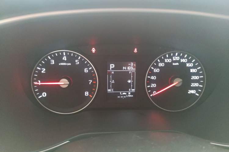 Used Kia KX3 2017 1.6L Automatic Aoya Version
