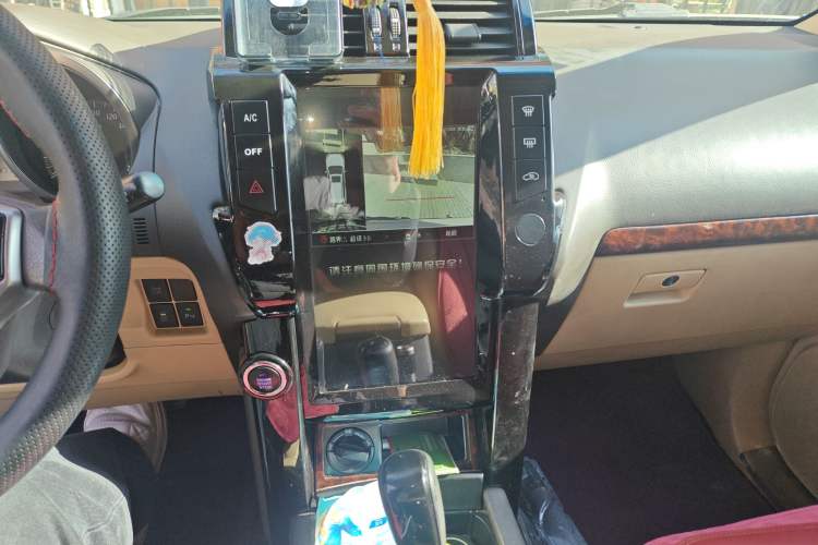 Used Toyota Prado  Audio And AC Panel