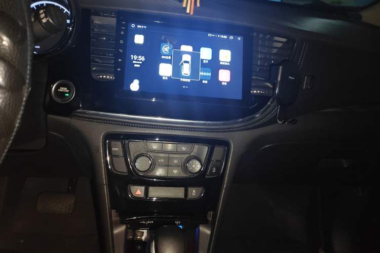 Used Buick Encore 2016 18T Automatic Two-Wheel Drive Urban Elite Model Audio And AC Panel