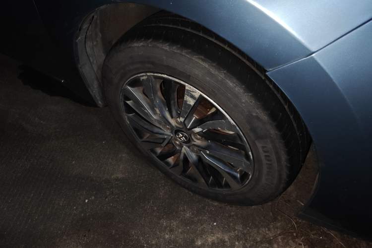 Used Toyota Corolla 2017 Revised Dual-Engine 1.8L E-CVT Leading Edition