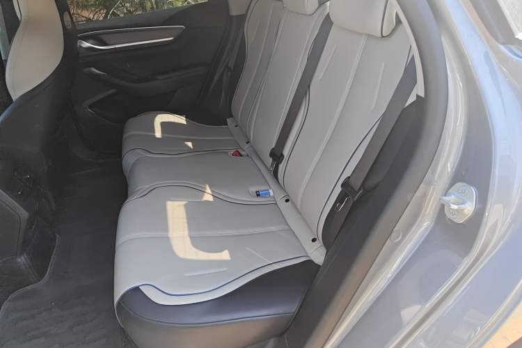 Used BYD Destroyer 05 2024 HONOR Edition DM-i 55KM Luxury Model
