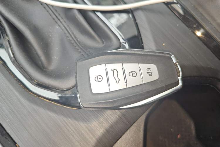 Used Geely Auto Vision X6 2021 PRO 1.4T Automatic Prestige Model