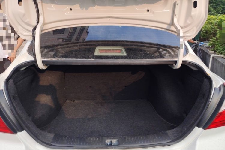 Used Venucia D50 2015 1.6L Automatic Fashion Edition
