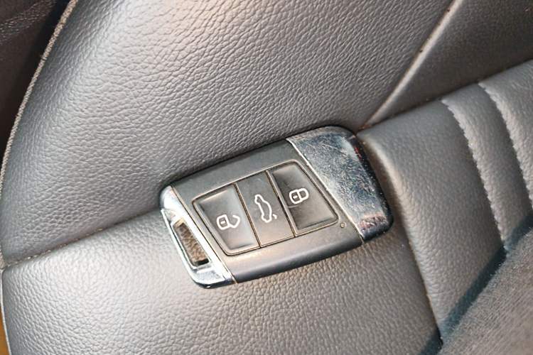 Used Volkswagen Passat 2020 330TSI Elite Edition China VI
