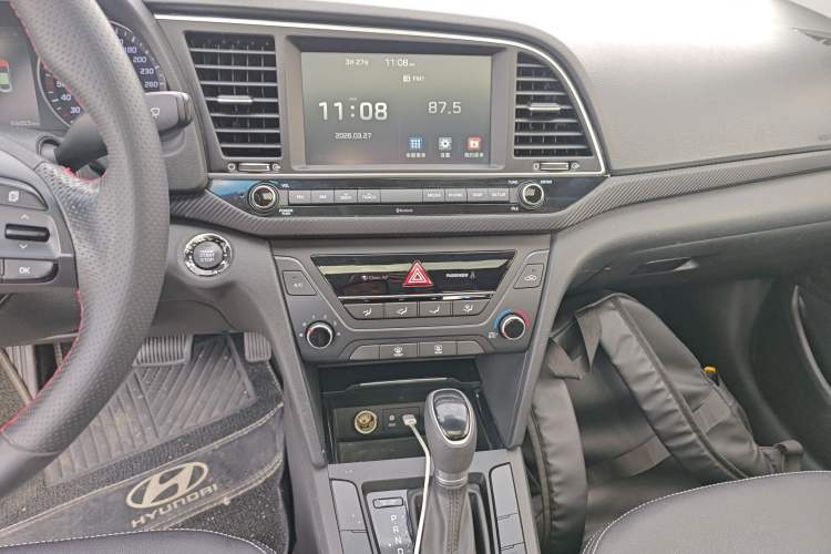 Used Hyundai Elantra (6th Generation / Lingdong) 2018 1.4T Dual-Clutch Xuan Dong · Dynamic Edition Audio And AC Panel