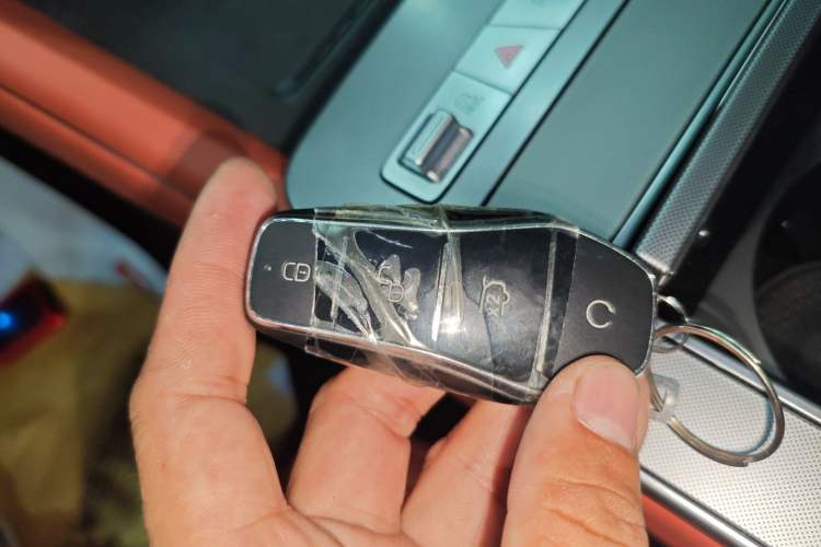 Used BYD Tang L 2025 EV 600KM All-Wheel-Drive LiDAR Flagship Model Interior 1