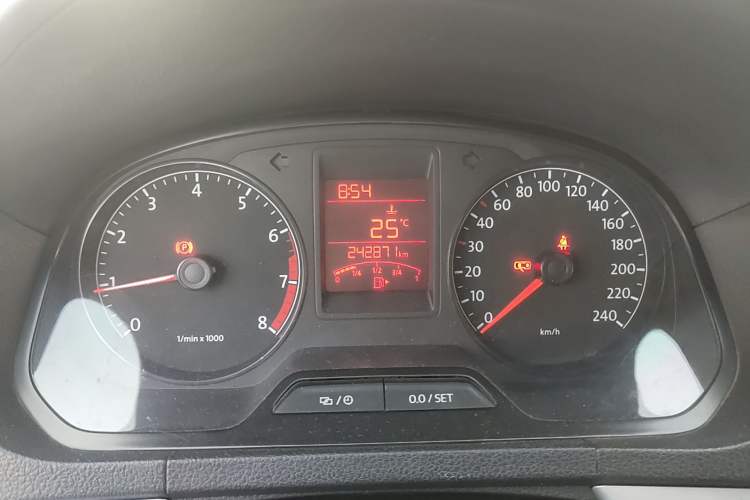 Used Volkswagen Jetta 2013 1.6L Manual Comfort Model Instrument Cluster