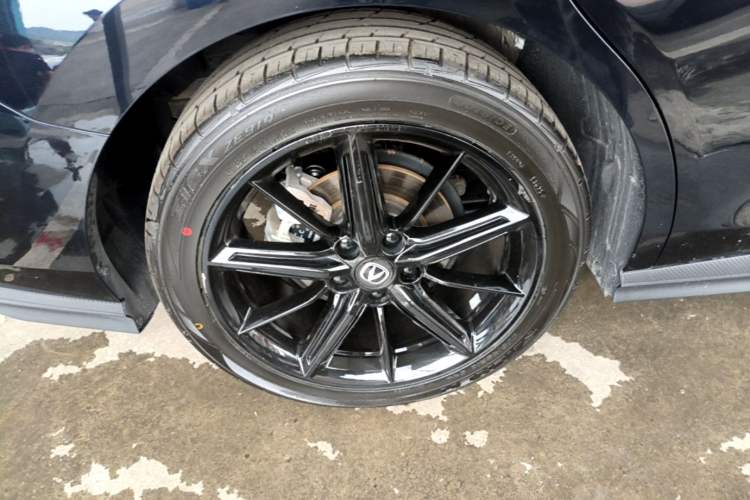 Used CHANGAN UNI-V 2022 1.5T Smart Navigation Version
