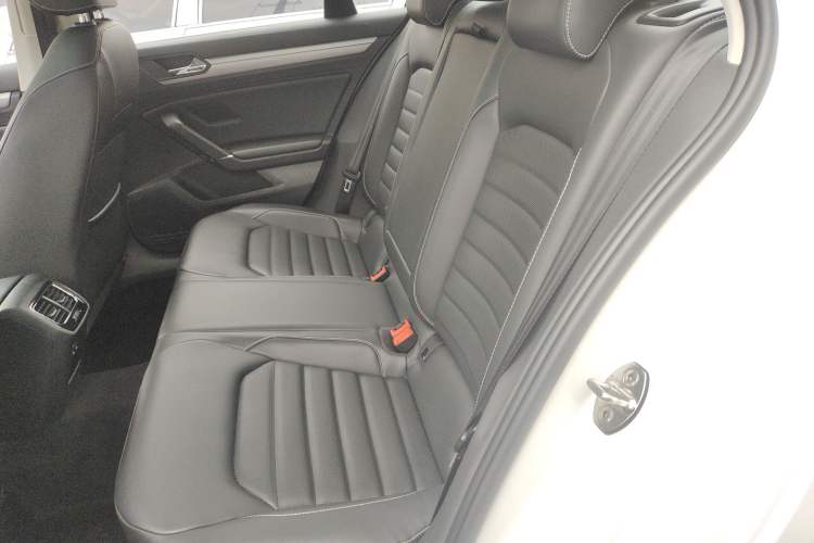 Used Volkswagen Lamando 2021 Revised Version 280TSI DSG Comfort Edition Left Rear Seat