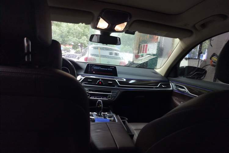 Used BMW 7 Series 2018 730Li Luxury Edition M Sport Package