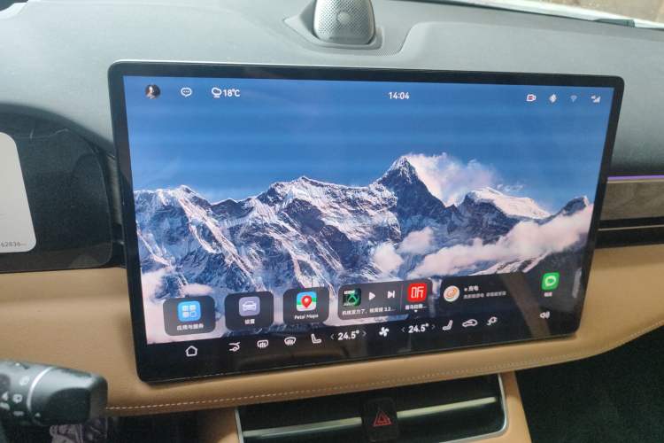 Used Hima AITO M5 2022 Extended-Range Four-Wheel Drive Ultimate Edition Audio And AC Panel