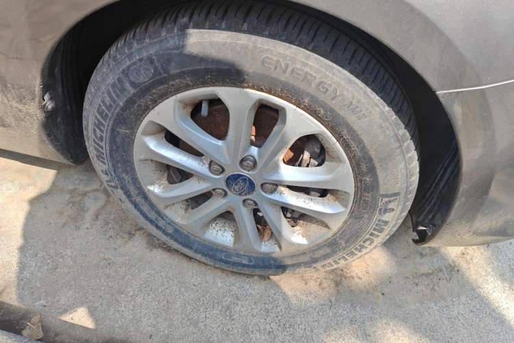 Used Ford Focus 2013 Hatchback Classic 1.8L Manual Base Model
