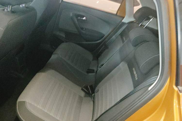 Used Volkswagen Polo 2016 1.6L Cross Polo Automatic Left Rear Seat