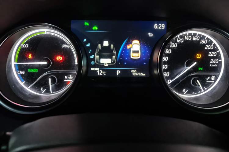 Used Toyota Camry 2019 Dual-Engine 2.5 HG Luxury Edition China VI Standard