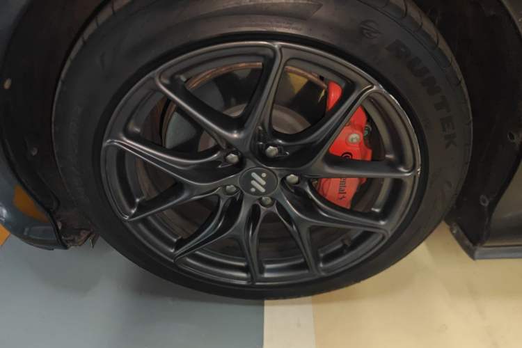 Used IM L6 2024 Max Standard Edition Left Front Wheel Hub