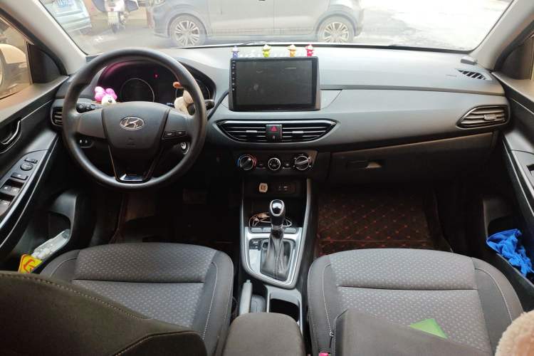 Used Hyundai Celesta 2018 1.6L Automatic GL Enjoyment Version China V Standard
