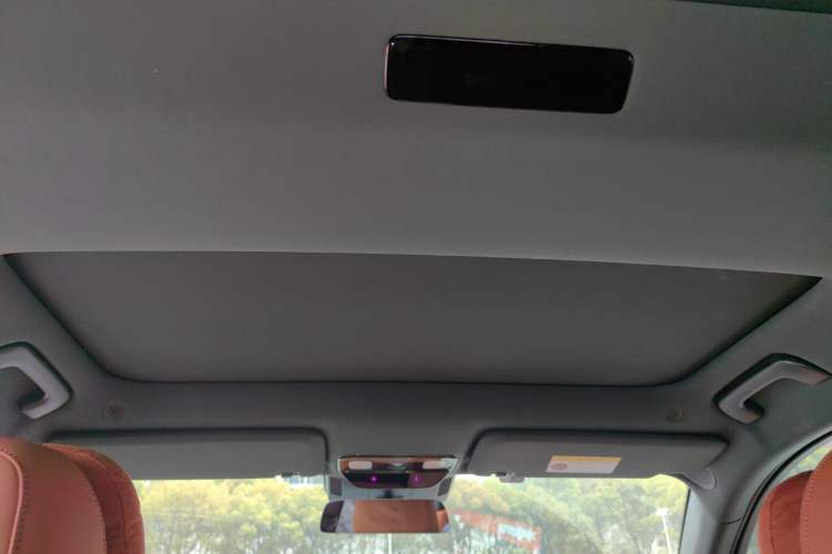 Used Li Auto L7 2023 Pro Model Headliner