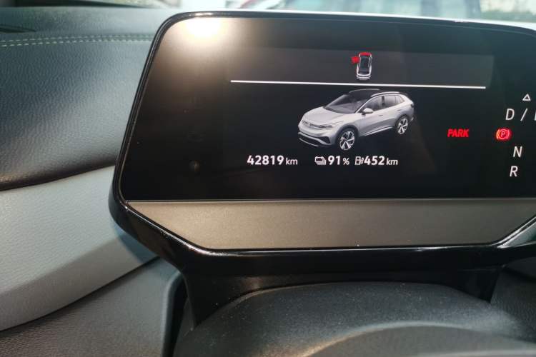 Used Volkswagen ID.4 X 2021 Pro Smart Long-Range Edition Odometer Close Up