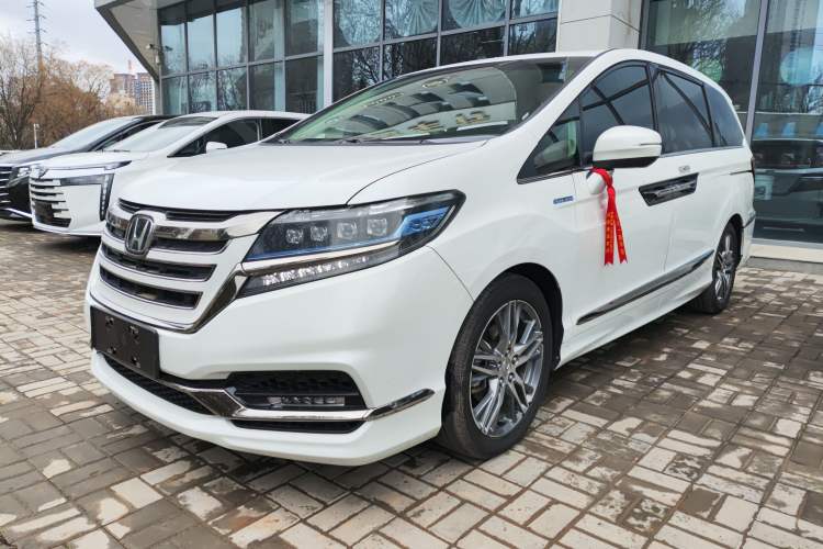 Used Honda Elysion 2019 2.0L Hybrid Luxury Edition
