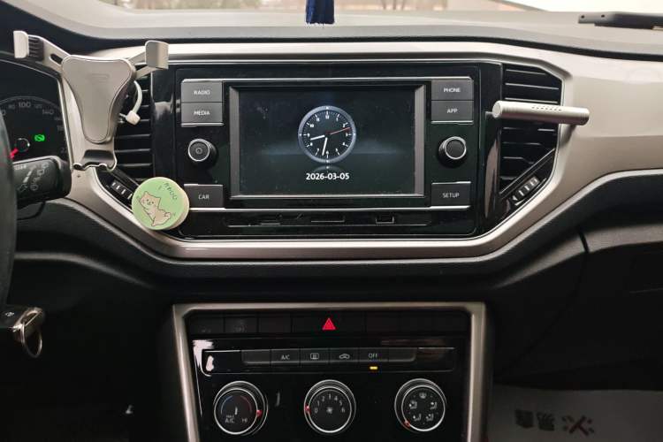 Used Volkswagen T-ROC 2019 230TSI DSG Two-Wheel-Drive Advanced Version China VI Standard