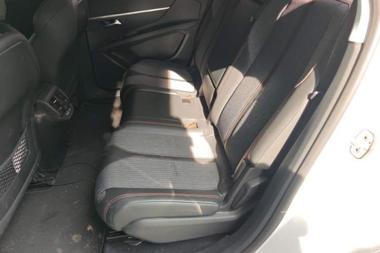 Used Peugeot 5008 2017 350THP 7-Seater Elite Edition