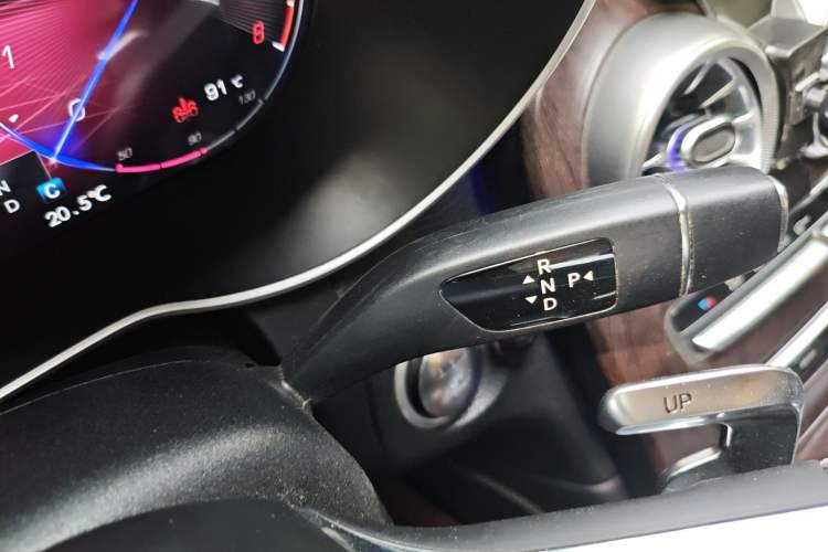 Used Mercedes-Benz GLC 2017 GLC 200 4MATIC Gear Lever