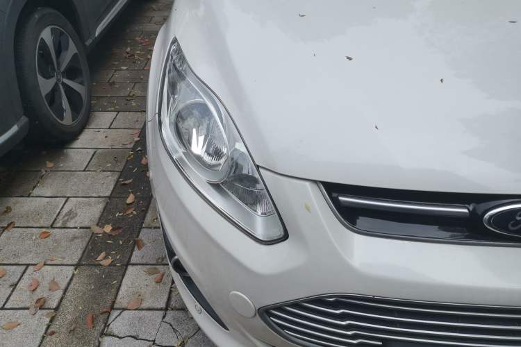 Used Ford C-MAX 2017 2.0L Energi (Imported)