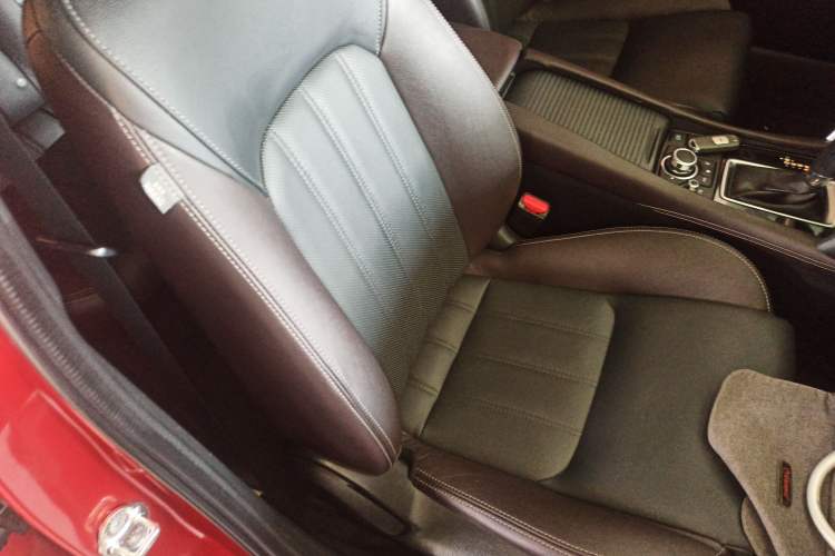 Used Mazda CX-4 2016 2.0L Automatic 2WD Blue Sky Luxury Edition