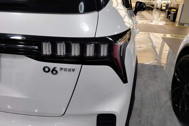 Used Lynk & Co 06 EM-P 2020 PHEV Plus
