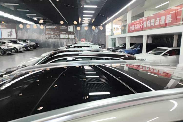 Used Mercedes-Benz GLC 2019 Facelift GLC 260 L 4MATIC Luxury Model