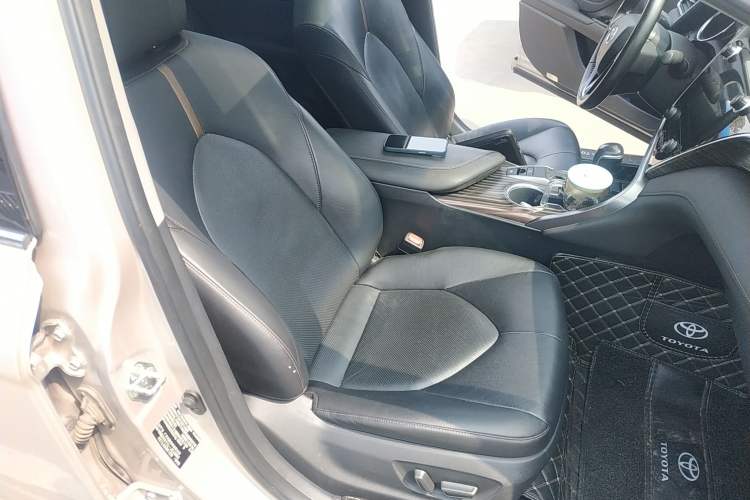 Used Toyota Camry 2019 2.0G Luxury Edition China V Standard