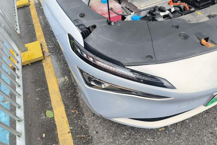 Used AION S MAX 2024 80 Star Edition Ternary Lithium Right Front Headlight