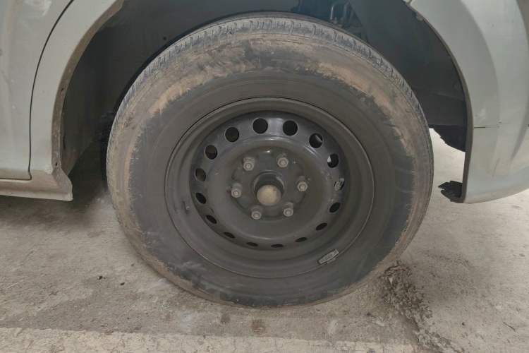 Used Foton MP-X E 2017 2.0L New Express Long Wheelbase 4Q20M