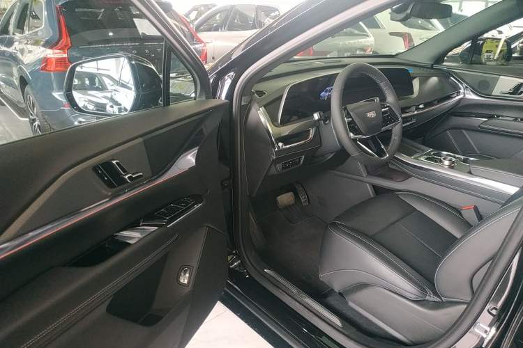 Used Cadillac XT5 2026 Model 2.0T Metropolitan Edition
