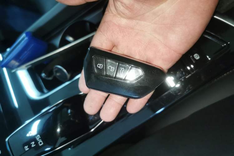 Used Bestune B70 2023 Third Generation 1.5T Automatic Enjoyment Version 70th Anniversary Edition