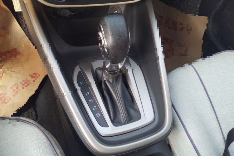 Used Ford Escort 2015 1.5L Automatic Comfort Edition Gear Lever