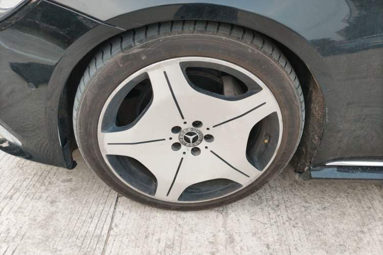 Used Mercedes-Benz S-Class 2014 S 320 L Business Model