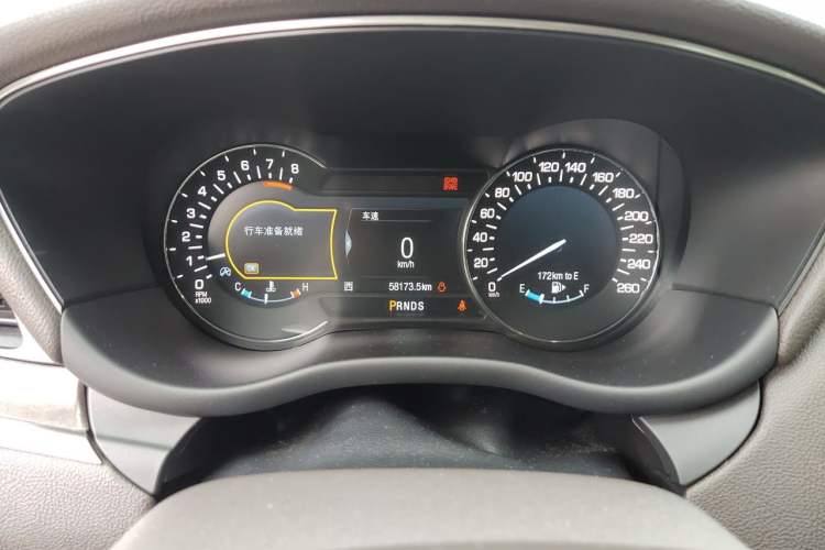 Used Lincoln MKC 2017 2.0T Two-Wheel-Drive Luxury Edition
