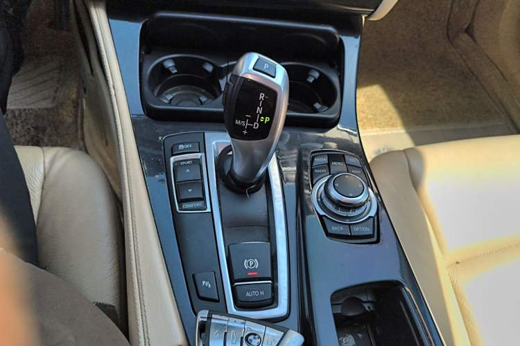 Used BMW 5 Series 2013 520Li Elegant Edition
