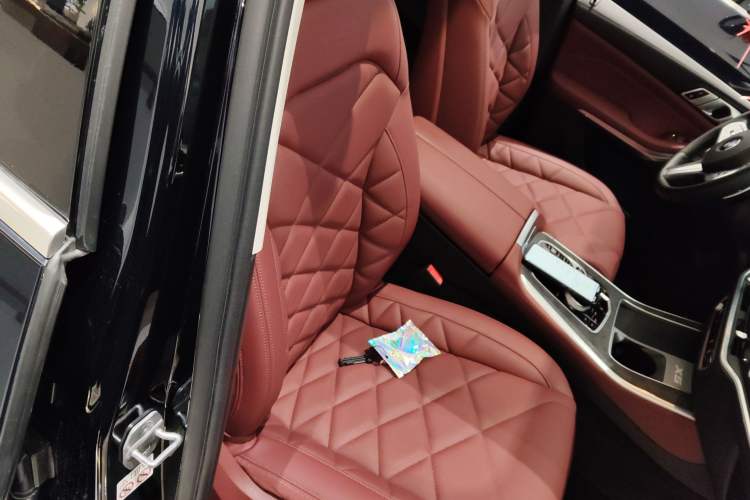 Used BMW X5 2023 xDrive 30Li M Sport Package