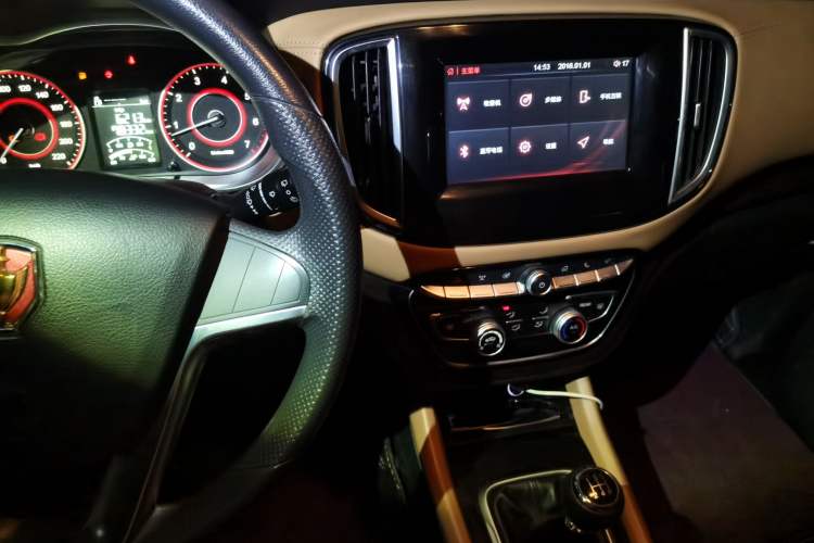 Used Jinbei F50 2017 1.6L Manual Elite Model
