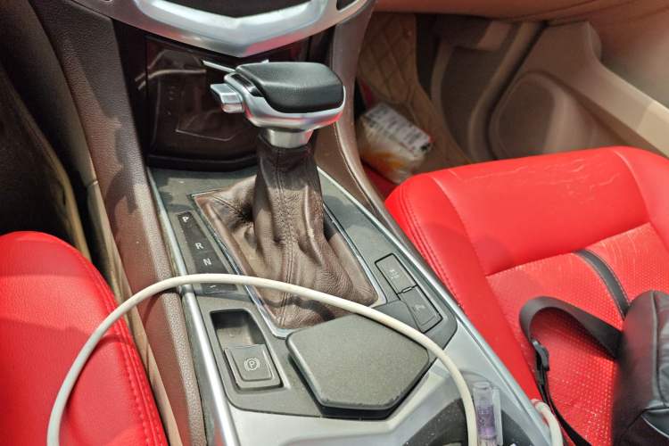 Used Cadillac SRX 2012 3.0L Leading Model Gear Lever